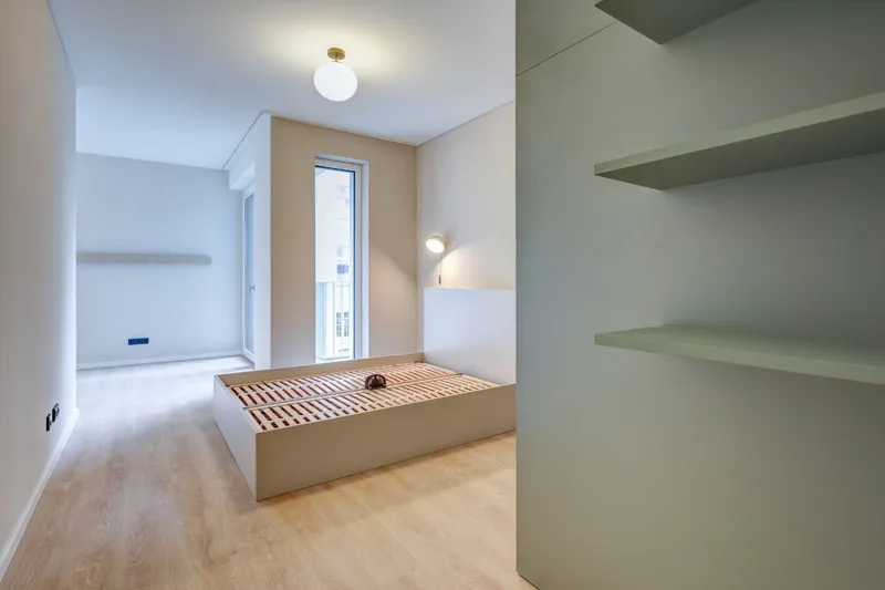 Erstbezug - 2-Zimmer-Wohnung mit großer Terrasse in Friedrichshain | Einbaumöbel | Dachterrasse — photo 1